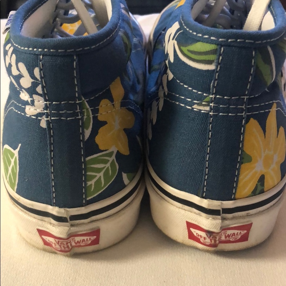 Off the Wall Chukka Vans - Picture 6 of 6